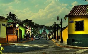 créditos a su autor